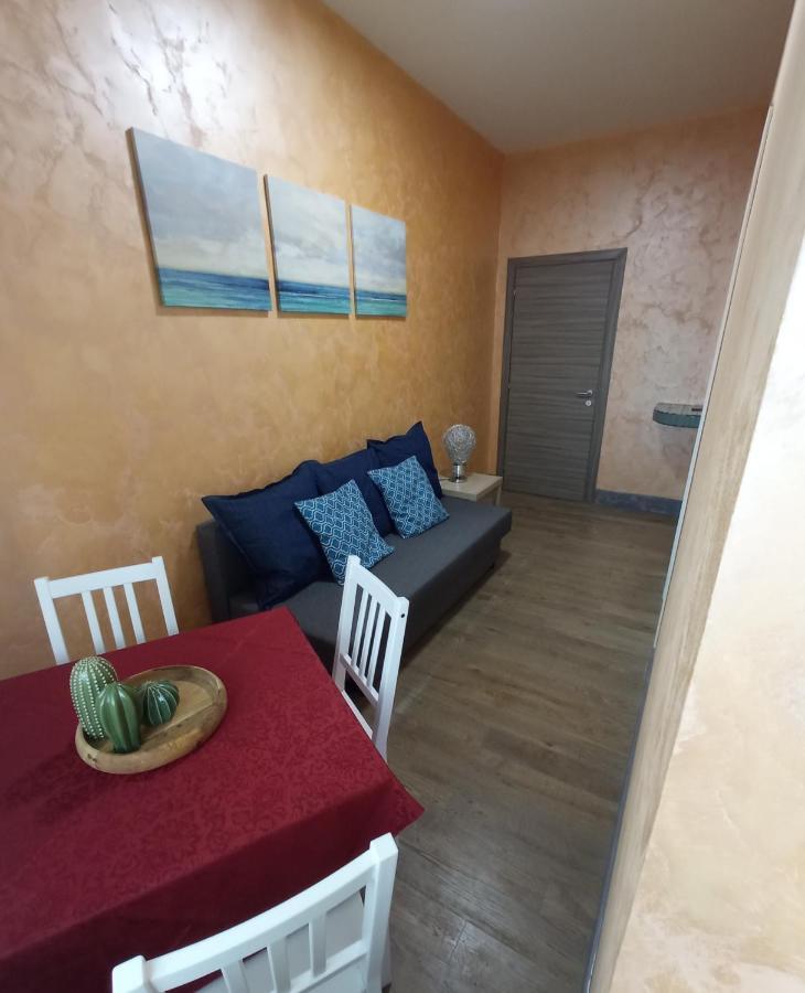 לידו די אוסטיה C&E Suites Roma מראה חיצוני תמונה