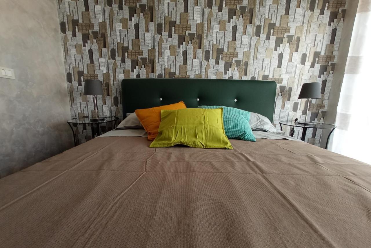 לידו די אוסטיה C&E Suites Roma מראה חיצוני תמונה