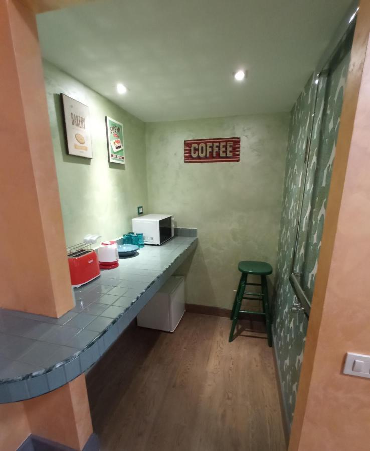 לידו די אוסטיה C&E Suites Roma מראה חיצוני תמונה